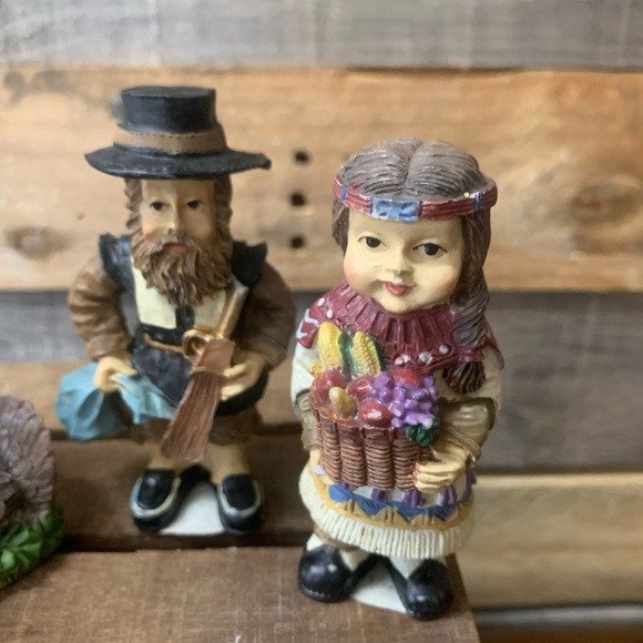 Thanksgiving Table Decor - Picture 3 of 5